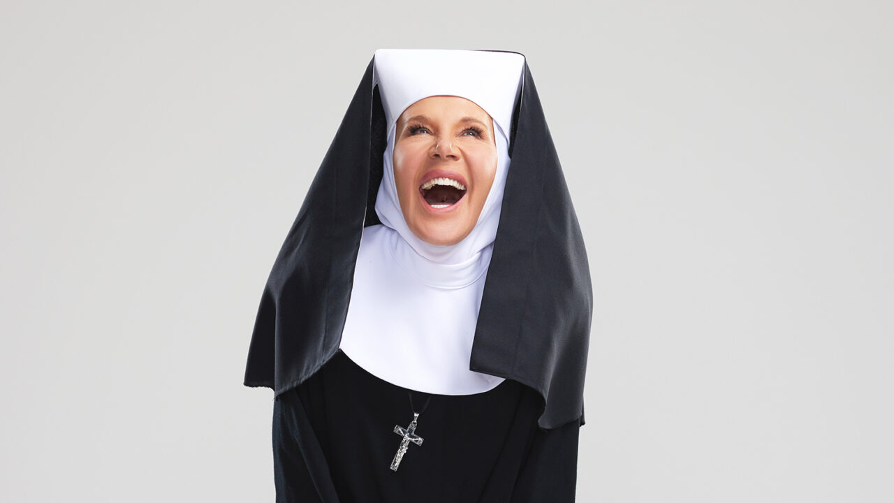 Rhonda Burchmore in Sister Act the Musical.Photo by Benny Capp